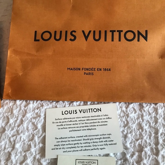 Louis Vuitton authentic monogram graphite 7Plus iPhone folio case - Picture 13 of 15